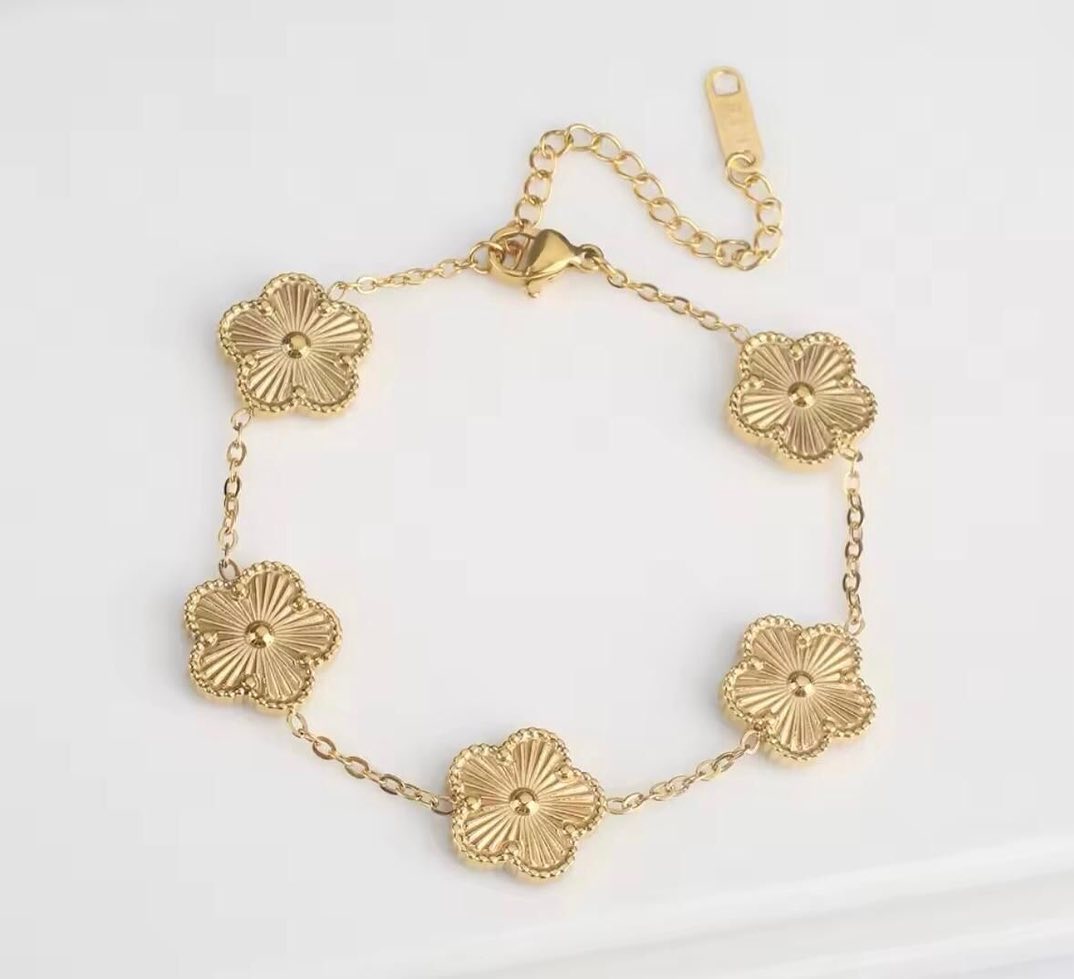 Golden Bloom Bracelet (18k Gold Plated)