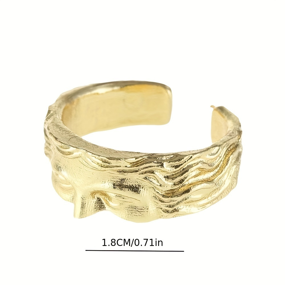 Venus Half-Face Ring - Image 5