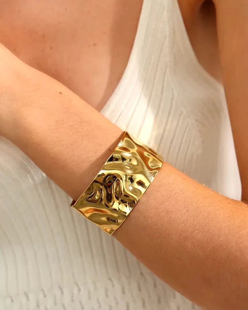 Sexy Golden Cuff